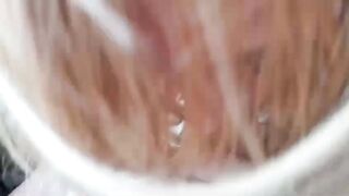 Ciucciata di cazzo in piazzola di Sosta