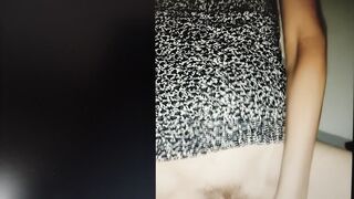 Troia si masturba coi dildo