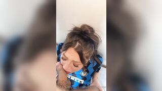 Brunetta italiana prende un cazzo fino in gola