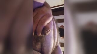 IL FROCIO CERCA AMICI PORCI CON CUI SBORRARE