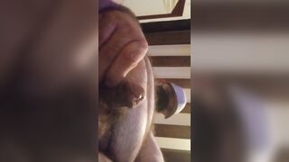 IL FROCIO CERCA AMICI PORCI CON CUI SBORRARE