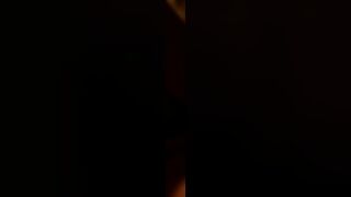 Si carezza il seno prima di scopare