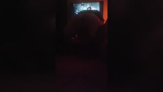 Sentite come gode a farsi sfondare il culo la mia troia