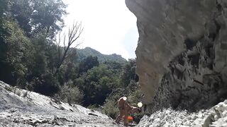 Porno all'aperto davanti ai guardoni