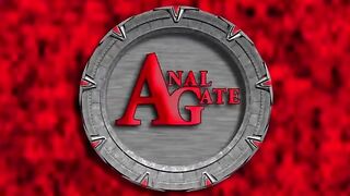 Puttanella biondina catturata da 2 puttanieri