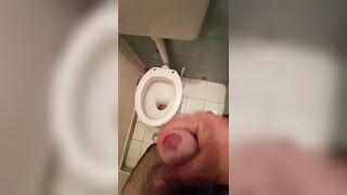 Anteprima del video: Mezza erezione piccino