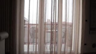 La nuova inquilina è davvero una troia