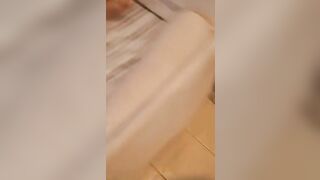 Un bull siciliano si scopa la moglie del cornuto