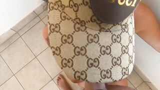 Priscilla Salerno succhia il cazzo dell'amante