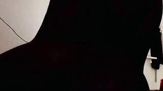 Una amica nera mi svuota i coglioni