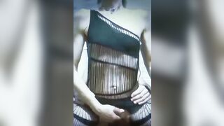 Zitto e scopa - Lei lo cavalca