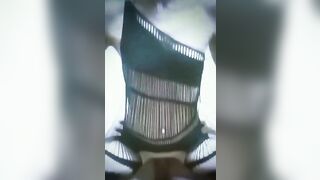 Zitto e scopa - Lei lo cavalca