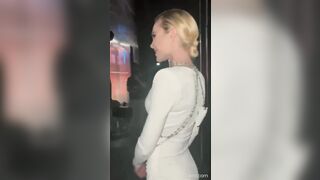 Ilary Blasi Outfit sull' Isola Famosi