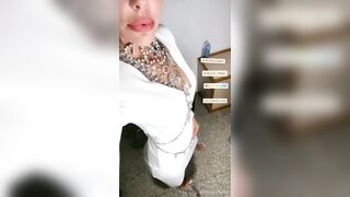 Ilary Blasi Outfit sull' Isola Famosi