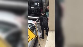 AMSTERDAM due giovani scopano la prostitua sul marciapiede