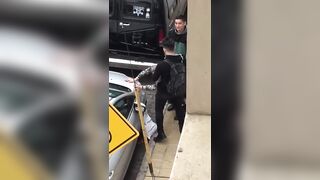 AMSTERDAM due giovani scopano la prostitua sul marciapiede