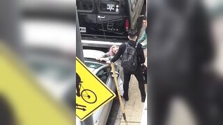 AMSTERDAM due giovani scopano la prostitua sul marciapiede