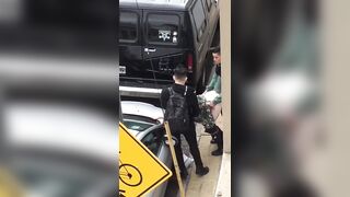 AMSTERDAM due giovani scopano la prostitua sul marciapiede