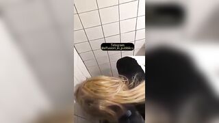 TEEN LESBICHE BECCATE A TROMBARE