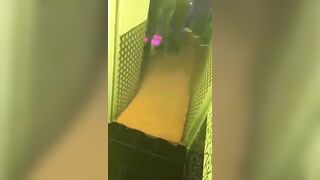 TEEN LESBICHE BECCATE A TROMBARE