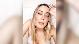 Sputare o deglutire ? Se non deglutisce non vi ama fidatevi