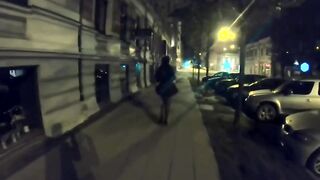 Moglie italiana che esce tutto in piazza la notte