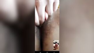 18enne italiana che si sditalina in webcam