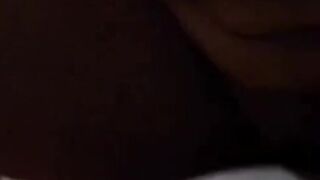 SONO LA TUA PUTTANA - La fidanzata italiana fa un pompino con passione