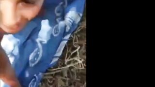 LA SCOPANO IN DUE. LUI SBORRA SUBITO. ITALIANO