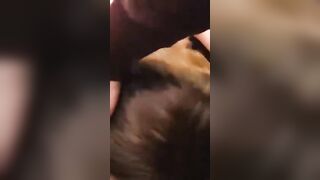 Che troia, adora fare sesso di gruppo. Succhia il cazzo, porca