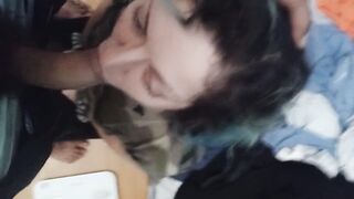 Ragazza italiana fa un pompino a marocchino