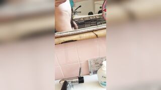 pisello per voi uomini e donne e trans e bisex e lgbt+