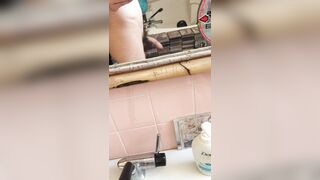 pisello per voi uomini e donne e trans e bisex e lgbt+