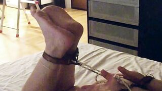 Schiavo gay legato e torturato dal padrone