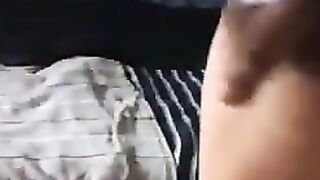 ricchione lo prende in culo