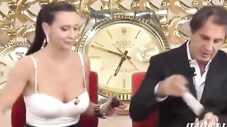 Anteprima del video: Joanna Golabek troppo fica per essere vera