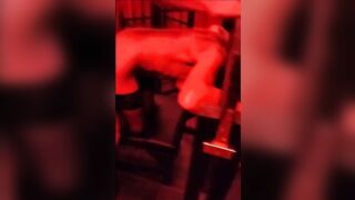 Sesso a tre con schiava italiana troia