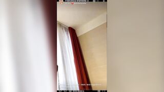 La Brambillina esce le tette in cam su OF