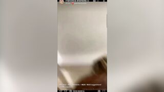 La Brambillina esce le tette in cam su OF