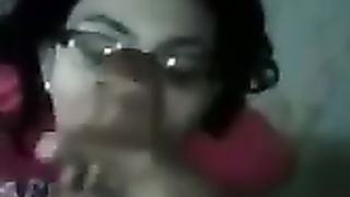 Coppia ebony fa sesso orale