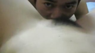 Ciullata e cunnilingus amatoriale asiatico