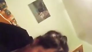 Timida ragazzina italiana sbocchina