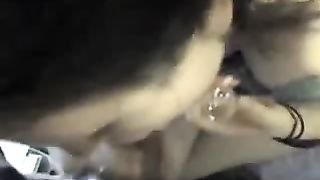 Beve sborra dal bicchiere