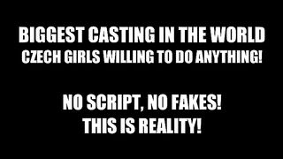 Porno casting con gemelle ceche