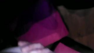 Filippina chiavata sul pavimento