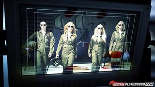 Valentina Nappi sborrata in faccia