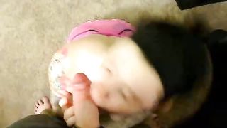 Suicide Girl ripresa in un bocchino