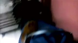 Pompino da ragazza in uniforme