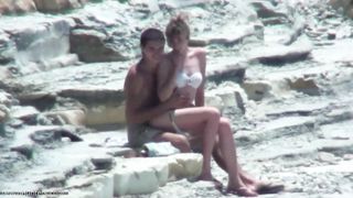 Anteprima del video: Trevigiana bionda cavalca con il culo