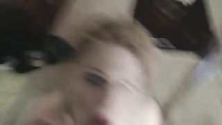 Spogliarellista beve caldo sperma